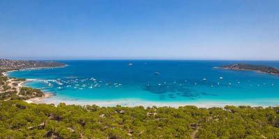 Vue aérienne plage corse pres de la villa en location