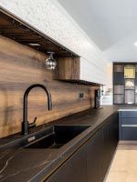 Vue côté évier de la villa corse